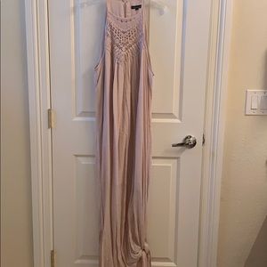 🌼VICI Crocheted Detail Flowy Halter Maxi Dress 🌼